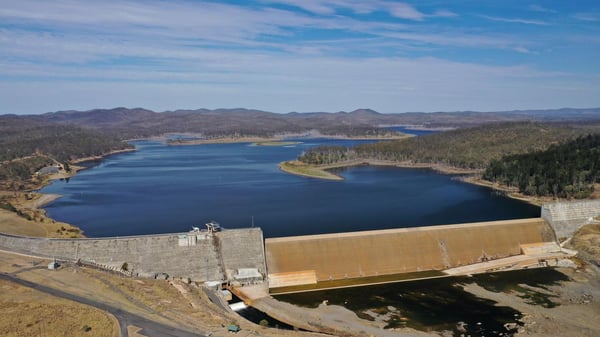 Paradise Dam in Queensland 